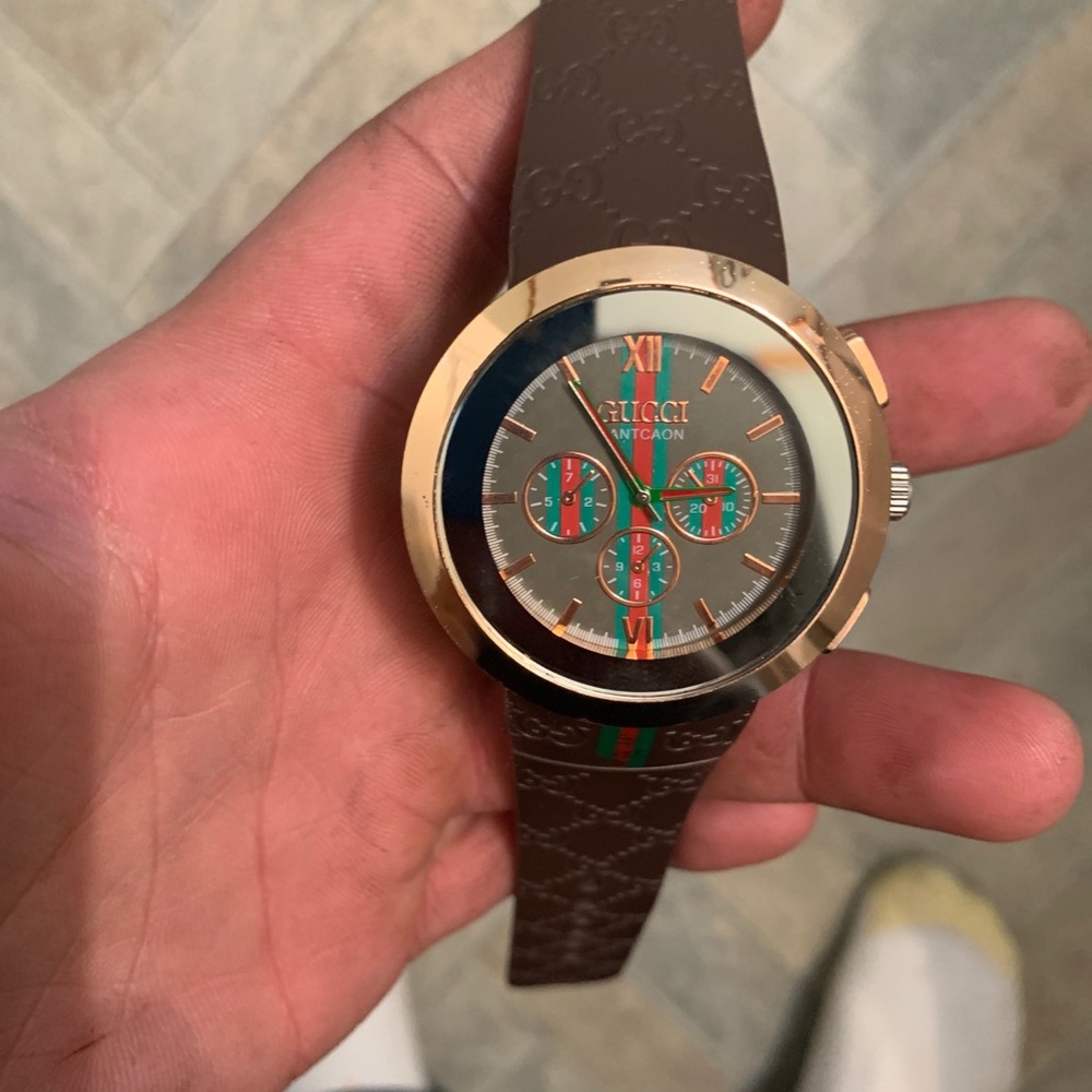 Gucci watch 🔥🔥🔥